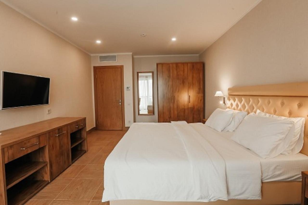 Amza Park Hotel Gagra Exterior foto