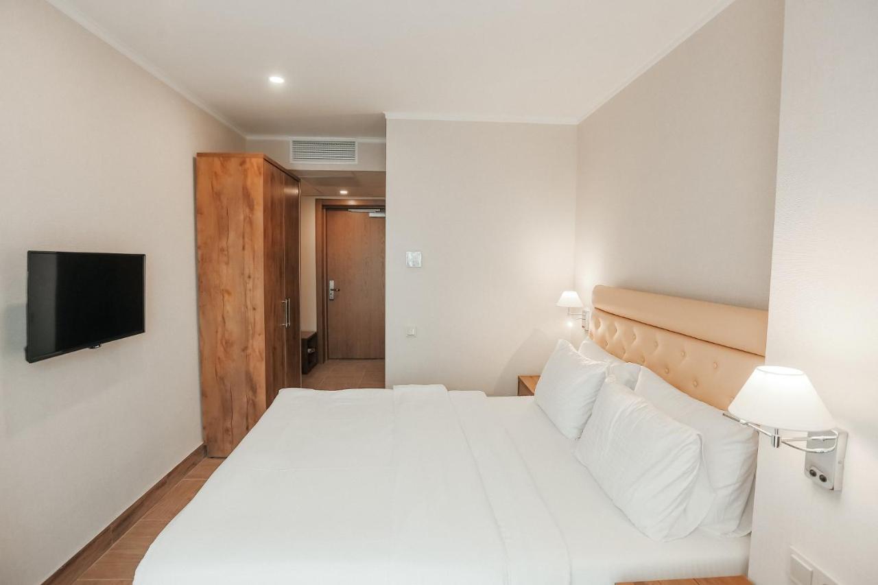 Amza Park Hotel Gagra Exterior foto