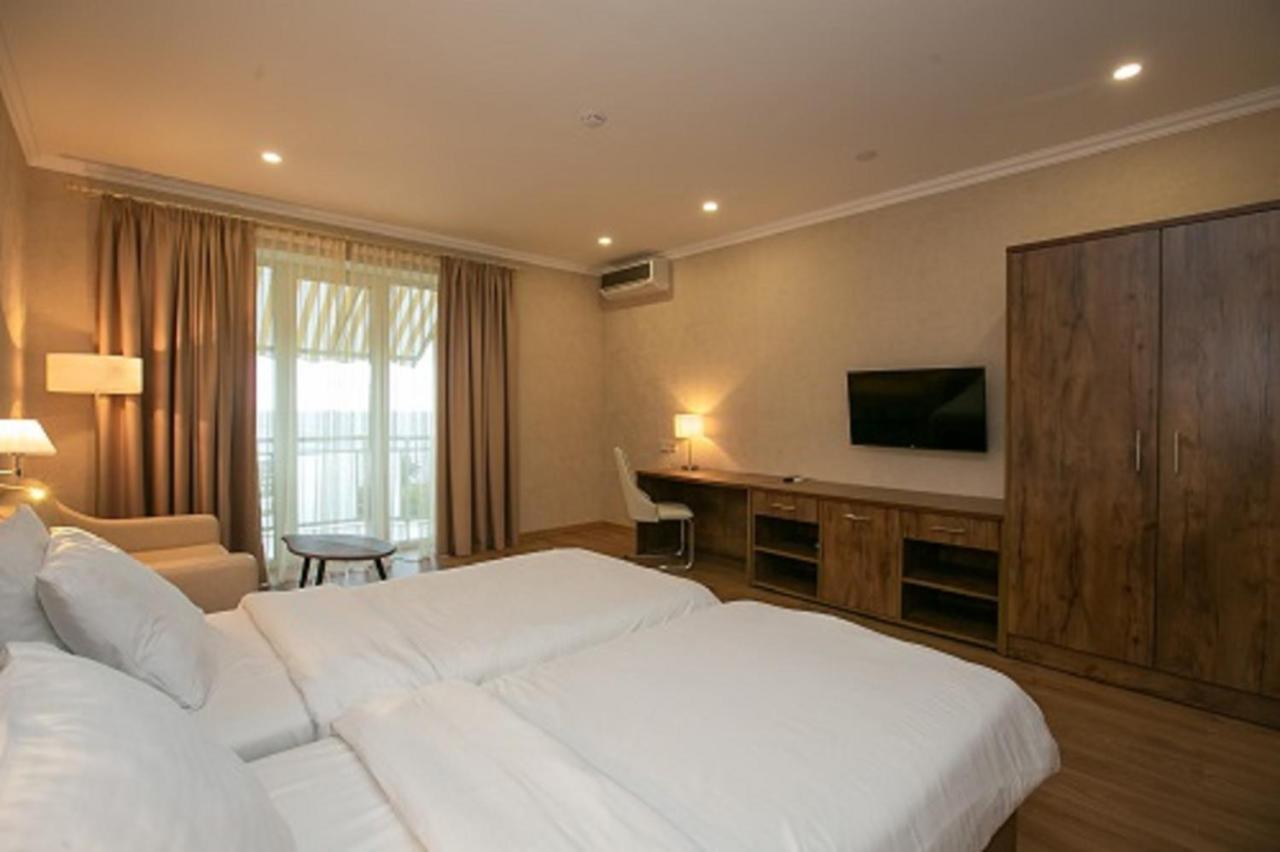 Amza Park Hotel Gagra Exterior foto